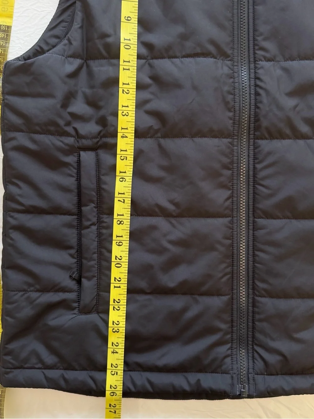 The North Face Men’s Everyday Insulated Full Zip Puffer Vest Size M (NF0A529A)